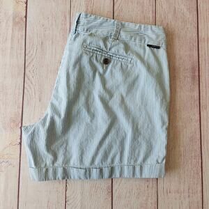 Dear John North Hampton novelty striped cuffed shorts sz 32